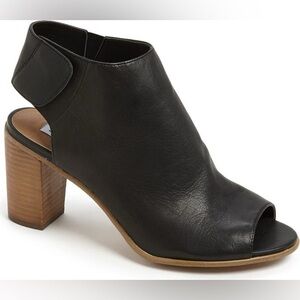 Steve Madden Nonstop Leather Peep Toe Booties in Black Size 7.5
